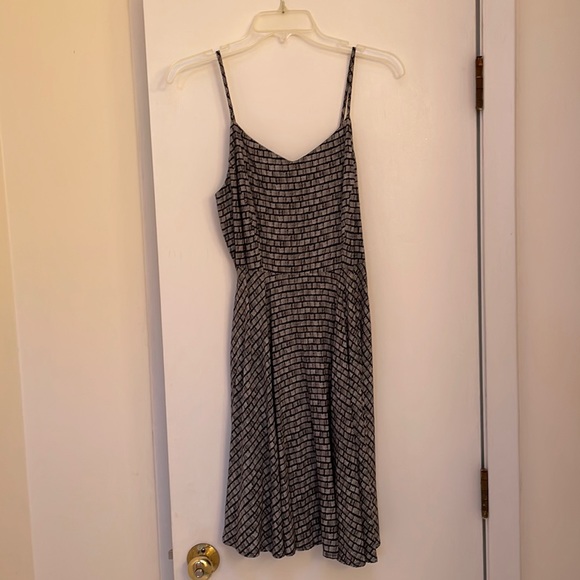 A-Line old navy sundress - Picture 1 of 7
